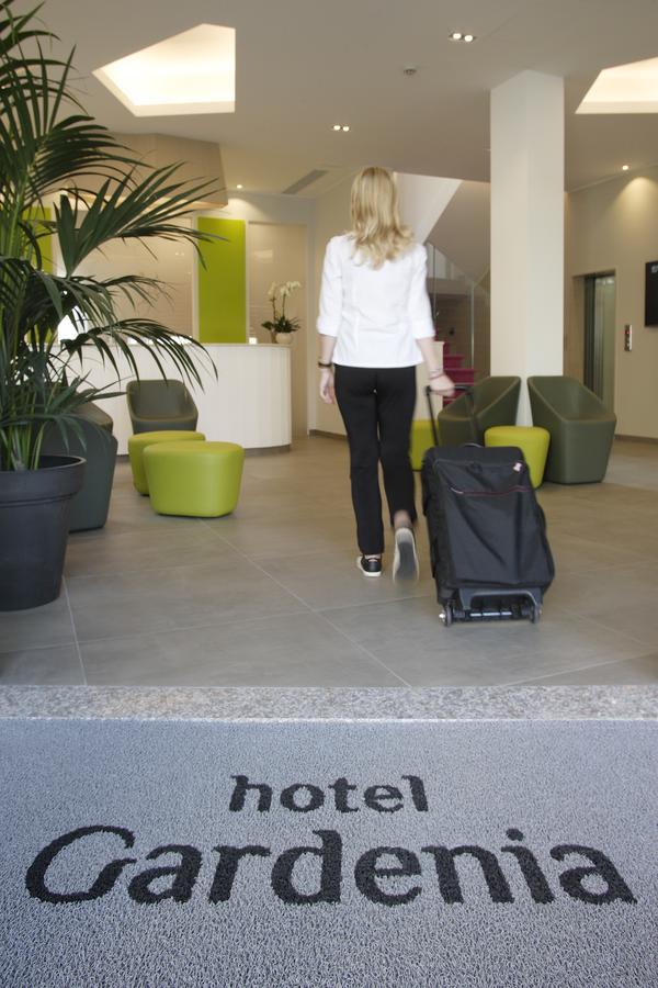 Hotel Gardenia ลิโดดิเยโซโล ภายนอก รูปภาพ